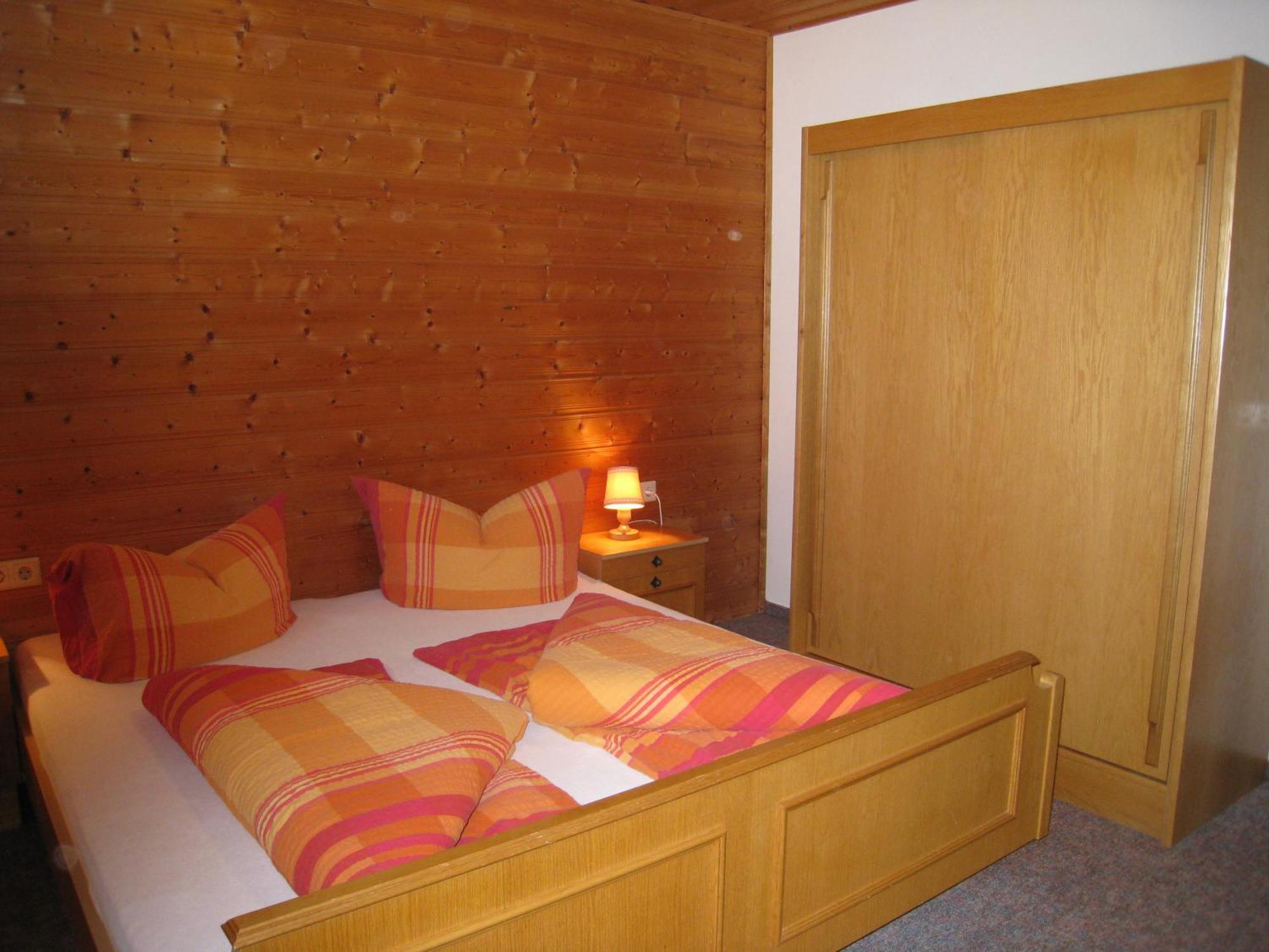 Haus Birgit Hotel Pettneu am Arlberg Exterior photo